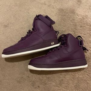 Purple and yellow laker Air Force 1 High top
